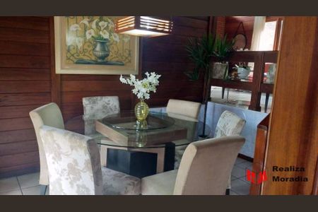 3_photo/94cf00b005.a596fb24e8ccb8cd-ATLAS-0b1e2b2e-21d7-493e-911c-2772c3b922cf.jpg de casa à venda com 2 quartos, 183m² em Granja Clotilde, Cotia