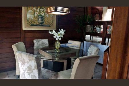 2_photo/94cf00b005.a596fb24e8ccb8cd-ATLAS-3a3f26f6-fb4b-409c-a62b-bd614e7c80fe.jpg de casa à venda com 3 quartos, 180m² em Granja Clotilde, Cotia