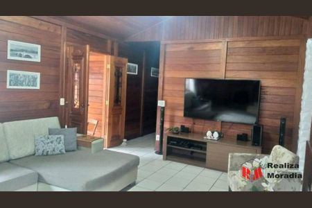 2_photo/94cf00b005.a596fb24e8ccb8cd-ATLAS-47c6f445-3a47-4642-a935-770fb11260ae.jpg de casa à venda com 2 quartos, 183m² em Granja Clotilde, Cotia