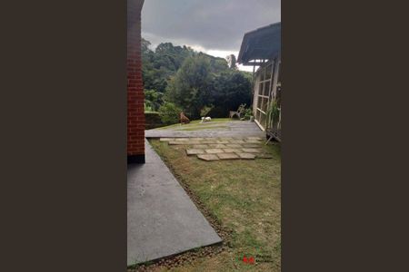 18_photo/94cf00b005.a596fb24e8ccb8cd-ATLAS-59d2f519-e58f-4c97-89d7-779c5a87243a.jpg de casa à venda com 2 quartos, 183m² em Granja Clotilde, Cotia