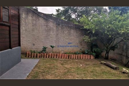 6_photo/94cf00b005.a596fb24e8ccb8cd-ATLAS-815c27f2-0305-4c6b-8858-b884eedc543b.jpg de casa à venda com 3 quartos, 180m² em Granja Clotilde, Cotia