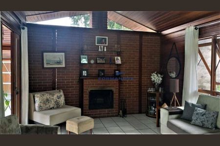 11_photo/94cf00b005.a596fb24e8ccb8cd-ATLAS-846c8bcd-7277-442a-8ea1-81a8d3fa4a9b.jpg de casa à venda com 3 quartos, 180m² em Granja Clotilde, Cotia