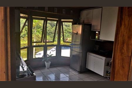 8_photo/94cf00b005.a596fb24e8ccb8cd-ATLAS-daec35b6-dd24-4f74-a3b1-76f2cc52a989.jpg de casa à venda com 3 quartos, 180m² em Granja Clotilde, Cotia