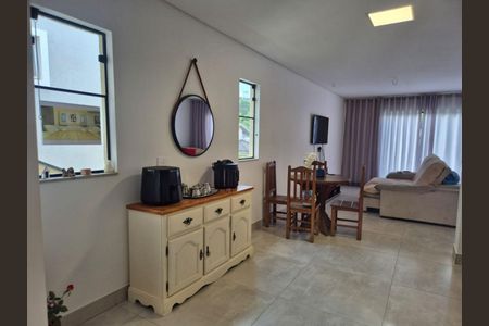 57_photo/94cf00b311.1463d70521bc8e9f-ATLAS-0d827360-b874-46d4-ae1c-c783bdd656cb.jpg de casa para alugar com 3 quartos, 230m² em Lajeado, Cotia