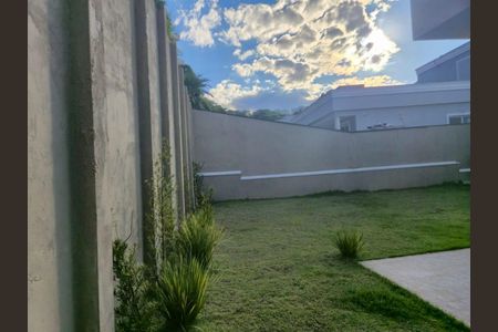 10_photo/94cf00b311.1463d70521bc8e9f-ATLAS-381dfc40-b6db-43a3-b907-e82b3db08350.jpg de casa à venda com 3 quartos, 230m² em Lajeado, Cotia