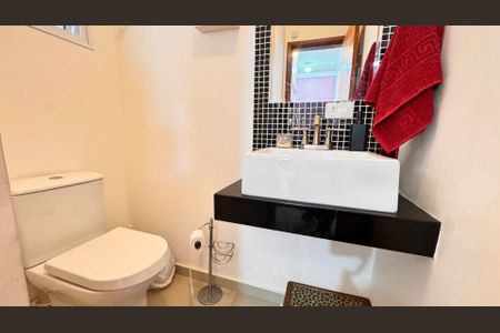 8_photo/94cf00b365.e5b0f526cad1f31c-ATLAS-aaa0e736-d85f-471a-8262-bdfc38d2e7ea.jpg de casa de condomínio à venda com 3 quartos, 250m² em Lajeado, Cotia