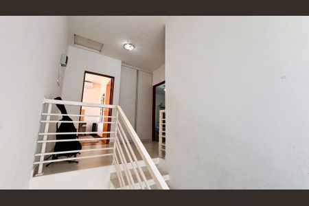 12_photo/94cf00b365.e5b0f526cad1f31c-ATLAS-d887cce7-39de-447d-92ba-eabc8a1abb0f.jpg de casa de condomínio à venda com 3 quartos, 250m² em Lajeado, Cotia