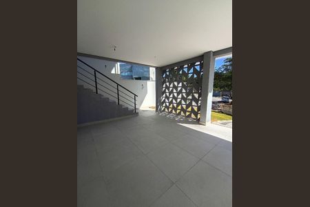 3_photo/94cf00b391.ceff8192393c33de-ATLAS-11813ca5-3fb6-43d1-992f-356322f0fe41.jpg de casa à venda com 3 quartos, 300m² em Lajeado, Cotia