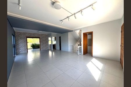 3_photo/94cf00b3f1.9f73e101bd22bb98-ATLAS-5d49f4a6-e42b-47ff-90d5-72105565e086.jpg de casa à venda com 3 quartos, 308m² em Lajeado, Cotia