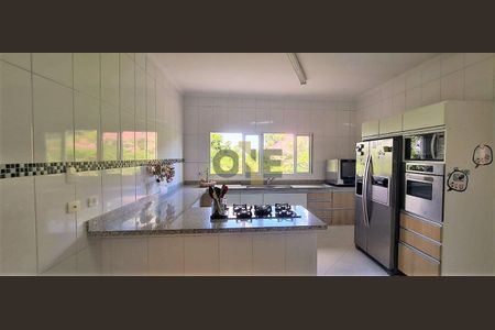 8_photo/94cf00b799.ceff8192393c33de-ATLAS-bbfbd590-3fb8-45fb-9f7d-254a97cf9bc9.jpg de casa à venda com 5 quartos, 446m² em Vila Hortencia, Cotia