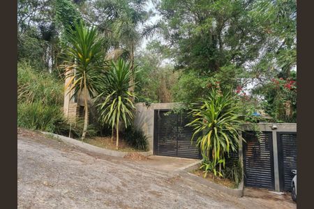 2_photo/94cf00b79f.e7056842b54bb805-ATLAS-ec412fad-cae2-431a-b2cf-564bf25e70ea.jpg de casa à venda com 3 quartos, 277m² em Lajeado, Cotia