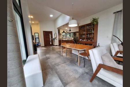 5_photo/94cf00b79f.f2b26d8b21718a25-ATLAS-ea7dbd94-1050-4aee-838b-ebc4de95186e.jpg de casa à venda com 3 quartos, 277m² em Lajeado, Cotia