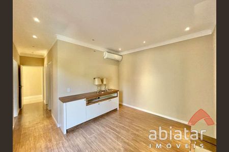 7_photo/94cf00b877.f54b88e15f76b21e-ATLAS-0de4ff4d-3de4-4dda-955d-841b0e777e08.jpg de casa à venda com 3 quartos, 280m² em Lajeado, Cotia