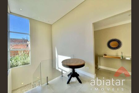 32_photo/94cf00b877.f54b88e15f76b21e-ATLAS-da24d4bf-80c0-4aa8-809a-eef7dc1f8058.jpg de casa à venda com 3 quartos, 280m² em Lajeado, Cotia