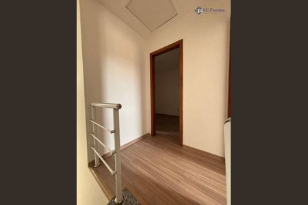 9_photo/94cf00b933.ceff8192393c33de-ATLAS-81d798e4-fbe2-42b2-b5e4-e52dc351cdec.jpg de casa à venda com 2 quartos, 70m² em Jardim Pioneira, Cotia