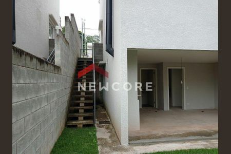 20_photo/94cf00bc05.96e81d73ac213d8c-ATLAS-90ca461f-dd88-4d15-9f50-23e018e905cc.jpg de casa de condomínio à venda com 3 quartos, 140m² em Parque Rincao, Cotia