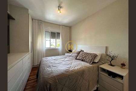 12_photo/94cf00bc2f.6be902c6ad3565e7-ATLAS-66cb70c2-e75a-484c-95ad-20e12badf6d5.jpg de casa à venda com 3 quartos, 220m² em Jardim Pioneira, Cotia