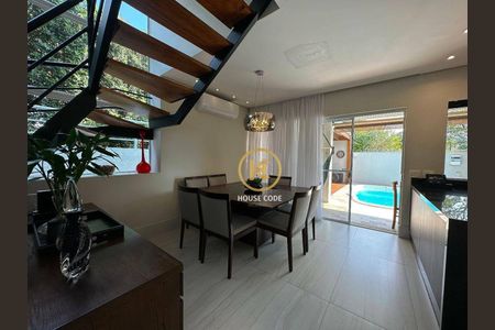 4_photo/94cf00bc2f.6be902c6ad3565e7-ATLAS-c0343615-e30c-44d4-b331-3a9a5fcaf478.jpg de casa à venda com 3 quartos, 220m² em Jardim Pioneira, Cotia