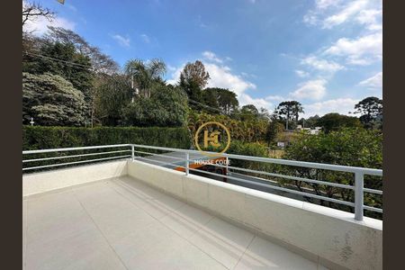 11_photo/94cf00bc2f.6be902c6ad3565e7-ATLAS-c47cc0be-3b9f-4d48-8aa5-7faaf3d49183.jpg de casa à venda com 3 quartos, 220m² em Jardim Pioneira, Cotia