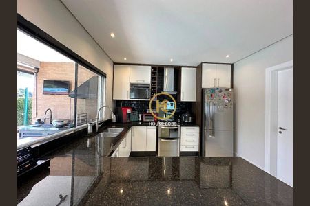 8_photo/94cf00bc2f.6be902c6ad3565e7-ATLAS-e5ca7ce8-8e25-4830-b8c4-e784c0b304e6.jpg de casa à venda com 3 quartos, 220m² em Jardim Pioneira, Cotia