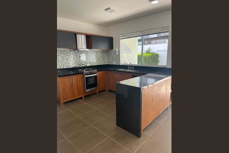 10_photo/94cf00bc2f.ba3e4f1a03d92c8a-ATLAS-45fbfd03-a593-485d-ae51-851cae41eb59.jpg de casa à venda com 3 quartos, 171m² em Jardim Pioneira, Cotia