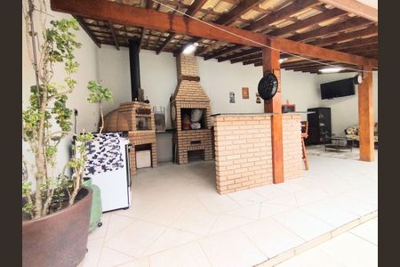 7_photo/94cf00bc55.d140a41ebf65d465-ATLAS-be6591fa-5501-4eb0-81f9-2dacb0a56acd.jpg de casa de condomínio à venda com 3 quartos, 146m² em Parque Rincao, Cotia