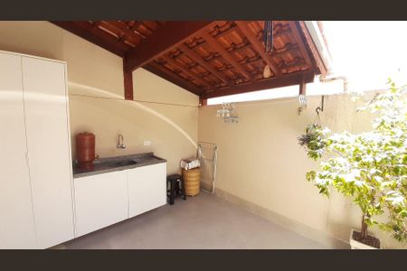 7_photo/94cf00bc9b.66fcc92b62920e23-ATLAS-b3b61aa5-c9e0-4cf6-91e7-ca4bc278ce6c.jpg de casa de condomínio à venda com 2 quartos, 80m² em Jardim Pioneira, Cotia