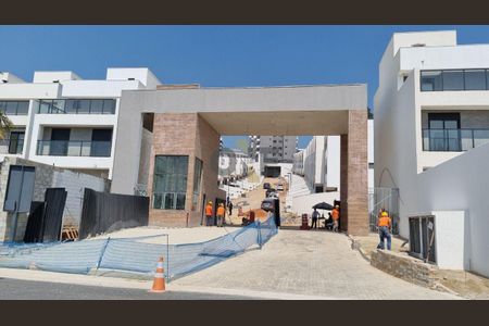 5_photo/94cf00bd9b.01a75da12f750b94-ATLAS-8909d37a-4e09-43f0-b6e8-09bf623c38e9.jpg de apartamento à venda com 2 quartos, 106m² em Parque Rincao, Cotia