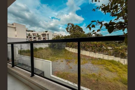 25_photo/94cf00bdc3.0e1f33f2a4c43e35-ATLAS-6a12e2a3-f364-4561-8d12-6c8b8cdc9cb6.jpg de casa à venda com 3 quartos, 152m² em Parque Rincao, Cotia