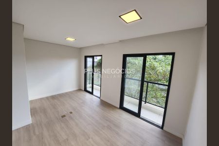 8_photo/94cf00bdc3.0e1f33f2a4c43e35-ATLAS-e4e3539e-296c-4b40-b5a5-76ec265c7c60.jpg de casa para alugar com 4 quartos, 150m² em Parque Rincao, Cotia