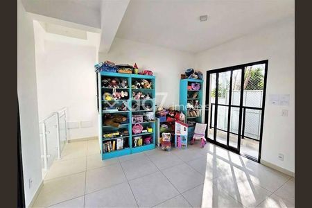 11_photo/94cf00bdc3.e65e8d9459a092d0-ATLAS-8da918c3-b18e-4c2e-b29d-0c9934055a8c.jpg de casa à venda com 4 quartos, 150m² em Parque Rincao, Cotia