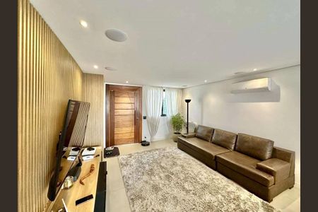 9_photo/94cf00bded.9b858b56d7bd4684-ATLAS-d2e55b80-cabd-42bf-8a41-1cce57bb11eb.jpg de casa à venda com 4 quartos, 180m² em Parque Rincao, Cotia