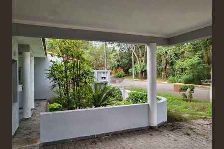 3_photo/94cf00be2d.51e9d72e285c0521-ATLAS-859b2a3a-a516-4921-9965-e11abbbd0307.jpg de casa à venda com 4 quartos, 260m² em São Paulo II, Cotia