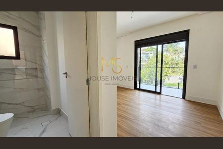 3_photo/94cf00be2d.61df383ebc62b81a-ATLAS-af7ebd61-dad3-4aa6-88e2-8c29112f6b91.jpg de casa à venda com 3 quartos, 265m² em São Paulo II, Cotia