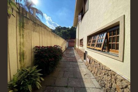 41_photo/94cf00be2f.64ac2371dd04f17e-ATLAS-2d222cd6-93ba-47d6-b5e7-7d9492212a9c.jpg de casa à venda com 4 quartos, 304m² em Jardim Sao Paulo II, Cotia