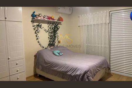 11_photo/94cf00be37.23351eba74f1df34-ATLAS-c8a912ab-4b55-47eb-8a7f-3e653754730f.jpg de casa à venda com 4 quartos, 320m² em São Paulo II, Cotia