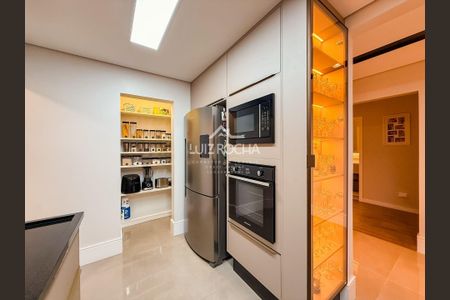 18_photo/94cf00be4b.ceff8192393c33de-ATLAS-1032e9fd-9007-4f40-8922-441da9fc74aa.jpg de casa à venda com 3 quartos, 225m² em São Paulo II, Cotia