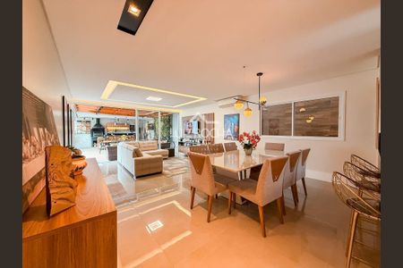 4_photo/94cf00be4b.ceff8192393c33de-ATLAS-9598c794-875f-4f3d-8b31-64384e4ff94d.jpg de casa à venda com 3 quartos, 225m² em São Paulo II, Cotia