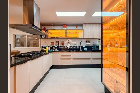 17_photo/94cf00be4b.ceff8192393c33de-ATLAS-af98c83c-e1fb-47d8-85af-8e9de40b2e1a.jpg de casa à venda com 3 quartos, 225m² em São Paulo II, Cotia