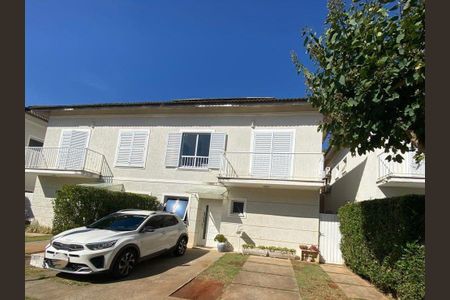 4_photo/94cf00be8f.7f66e2b9be993776-ATLAS-137f559a-b917-4fac-a9a2-b1a36a4ef6b0.jpg de casa de condomínio à venda com 4 quartos, 230m² em Jardim Maria Tereza, Cotia