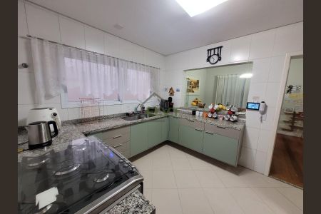 11_photo/94cf00be8f.7f66e2b9be993776-ATLAS-659dda5b-e90c-4500-b6a0-0023564d83f8.jpg de casa de condomínio à venda com 3 quartos, 158m² em Jardim Maria Tereza, Cotia