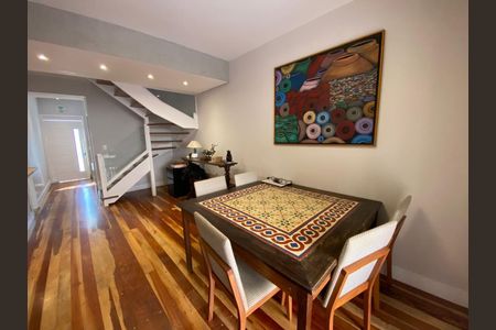 11_photo/94cf00be8f.7f66e2b9be993776-ATLAS-66f0a9d9-1874-419a-bfa0-2e3119b5c995.jpg de casa de condomínio à venda com 4 quartos, 230m² em Jardim Maria Tereza, Cotia