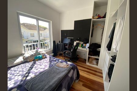 14_photo/94cf00be8f.7f66e2b9be993776-ATLAS-8f9fb4cd-84ab-458e-91ff-2b828ef9f392.jpg de casa de condomínio à venda com 4 quartos, 230m² em Jardim Maria Tereza, Cotia