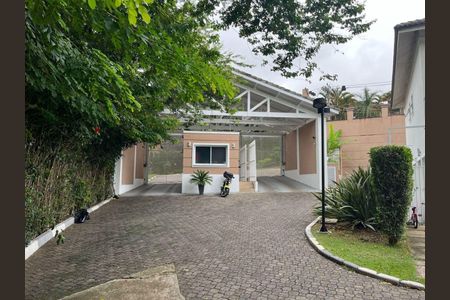 21_photo/94cf00be8f.7f66e2b9be993776-ATLAS-d78b70af-c202-42da-8723-0aa66d3cea10.jpg de casa de condomínio à venda com 4 quartos, 180m² em Jardim Maria Tereza, Cotia