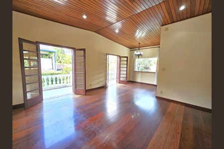 9_photo/94cf00c027.59abdc00308a7dc6-ATLAS-3df5fbda-1eb6-4b9f-a7db-99a42401fdde.jpg de casa de condomínio à venda com 2 quartos, 200m² em Vila de Sao Fernando, Cotia