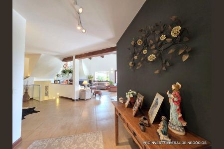 5_photo/94cf00c111.6e04773690ef1ba5-ATLAS-27396766-9276-4d0f-8b65-5140b4e4e56e.jpg de casa de condomínio à venda com 4 quartos, 751m² em Caiapia, Cotia