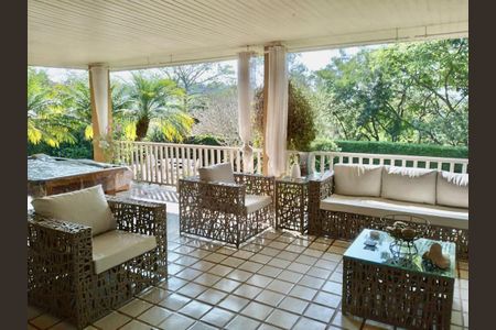 7_photo/94cf00c165.42fc04046762a4be-ATLAS-8d282057-0b3d-4e73-b5cb-e3cf38071ca3.jpg de casa à venda com 4 quartos, 418m² em Vila de Sao Fernando, Cotia