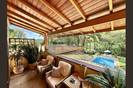 26_photo/94cf00c24b.c802e692d6b13192-ATLAS-e2327a9f-4cb1-4e0a-93fa-d11be372ea36.jpg de casa de condomínio à venda com 4 quartos, 470m² em Caiapia, Cotia