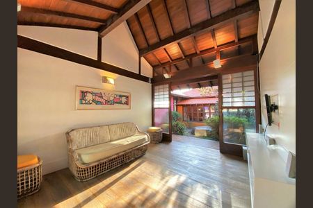 5_photo/94cf00c3d9.7f057c72c49660dd-ATLAS-b740504b-e59f-46a5-b6bf-0d097b59d1e1.jpg de casa de condomínio para alugar com 3 quartos, 500m² em Vila de Sao Fernando, Cotia