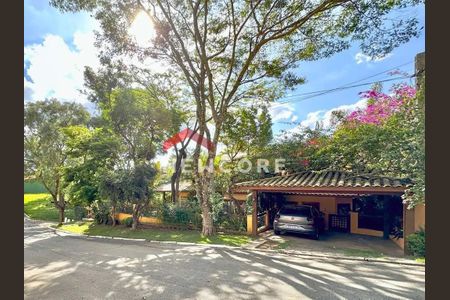 5_photo/94cf00c3df.93b8fa184532727f-ATLAS-cec22e42-e452-434b-b013-b5df7d7b9992.jpg de casa à venda com 4 quartos, 470m² em Caiapia, Cotia